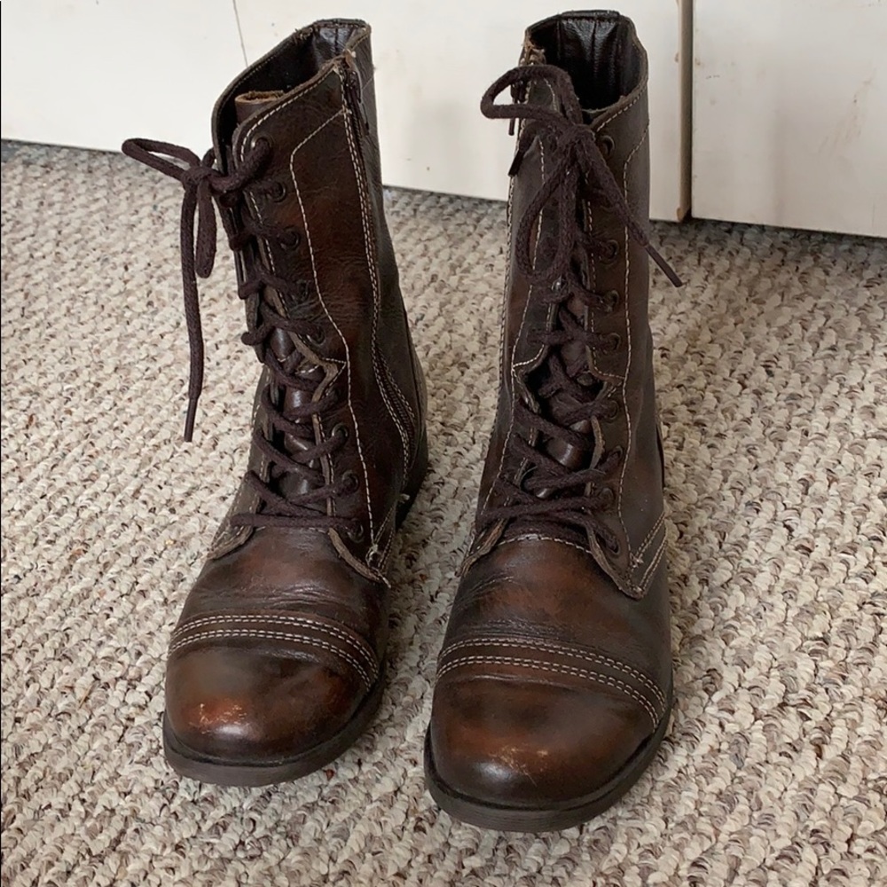 These Steve Madden boots are in good condition - Picture 1 of 7